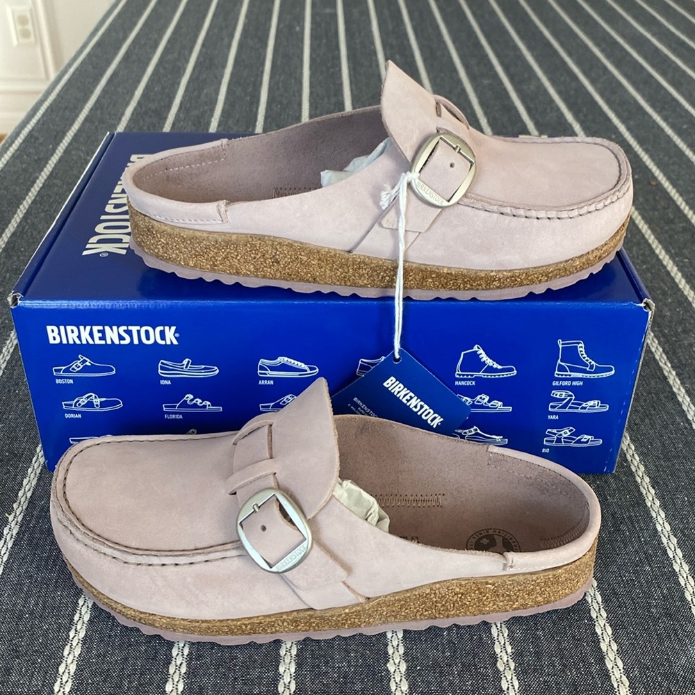 Birkenstock Buckley womens yomo lilac! I love this color sooo much!